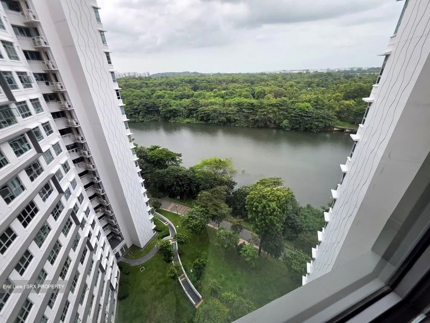 Blk 476B Hougang Capeview (Hougang), HDB 4 Rooms #584514871